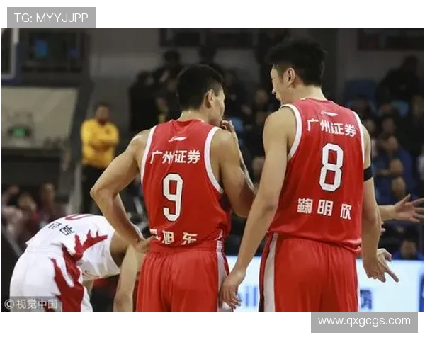 深圳羽毛球队在全国配合排行榜中荣登第九名展现出强劲实力与团队默契