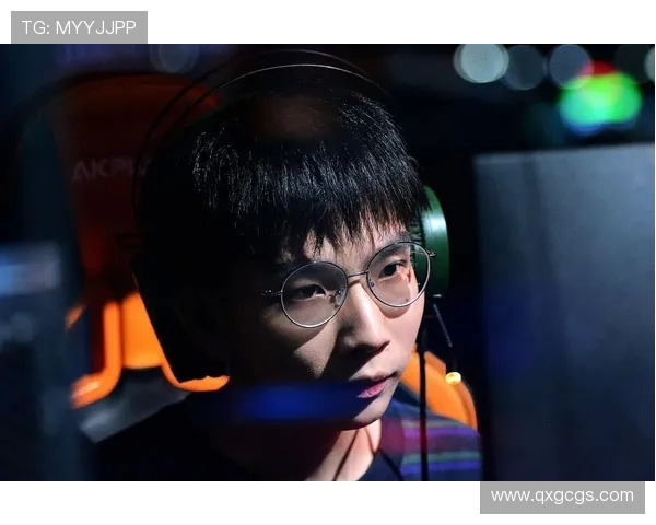 祝铭震：从青涩少年到电竞巨星的成长之路与奋斗故事