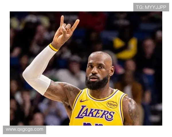 詹姆斯成NBA历史首位达成四万分一万板一万助的传奇球员